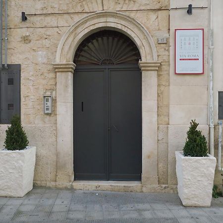 אקואוויווה דלה פונטי B&B Via Roma 15 מראה חיצוני תמונה