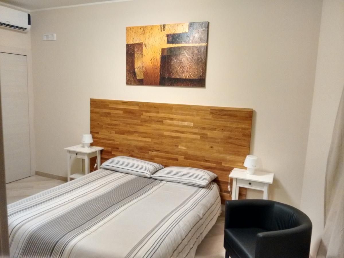 אקואוויווה דלה פונטי B&B Via Roma 15 מראה חיצוני תמונה